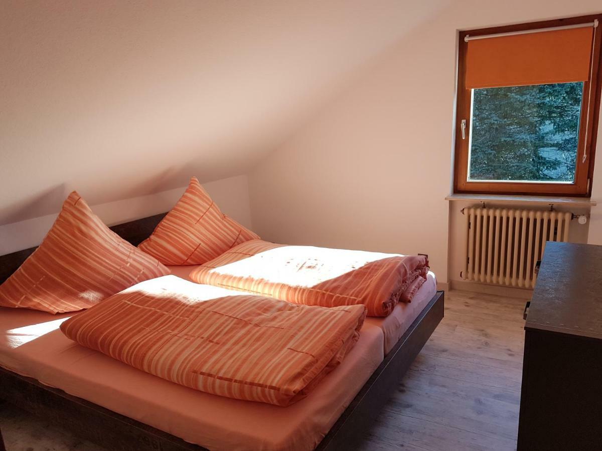 Haus Bella Apartment Loeffingen Ngoại thất bức ảnh